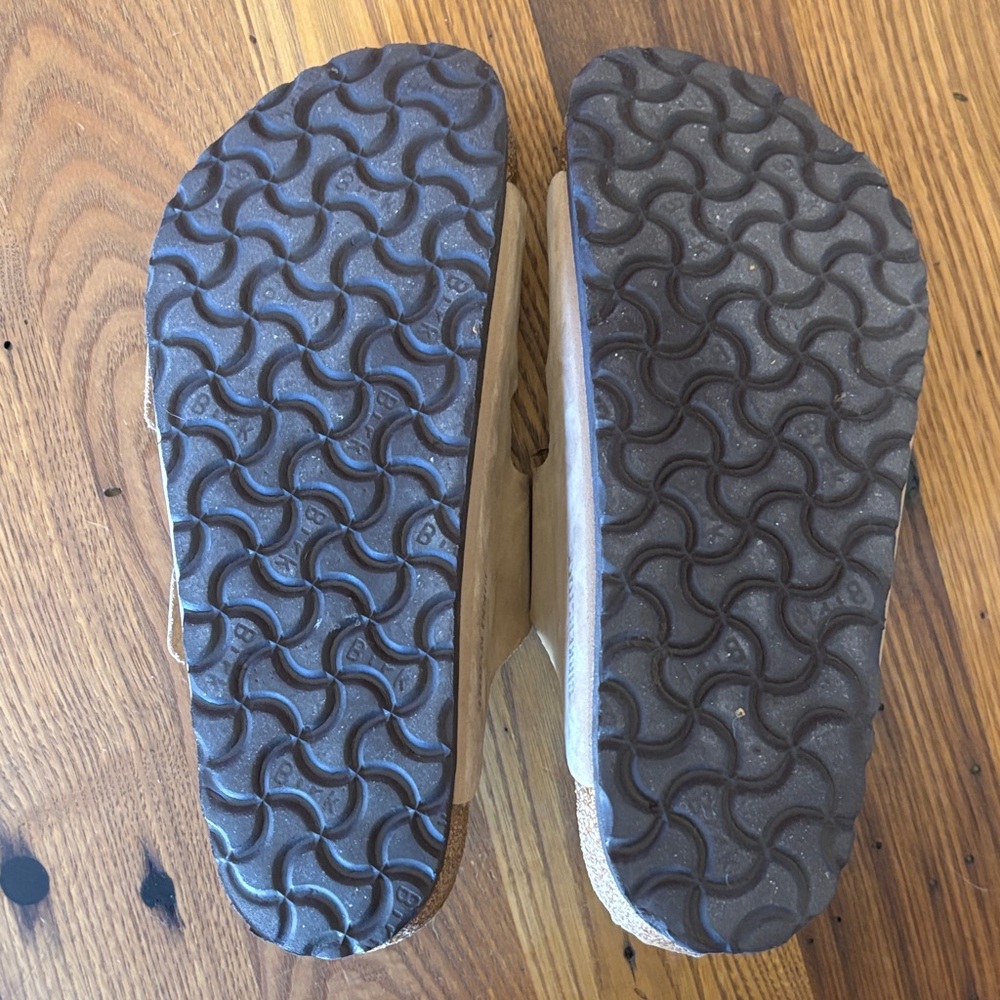 Birkenstock Arizona Big Buckle
Nubuck Leather Sandcastle - Picture 4 of 5
